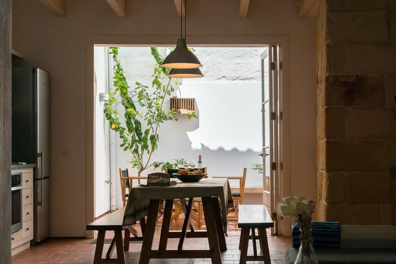 Cal Bisbe Villa Ciutadella  Ngoại thất bức ảnh