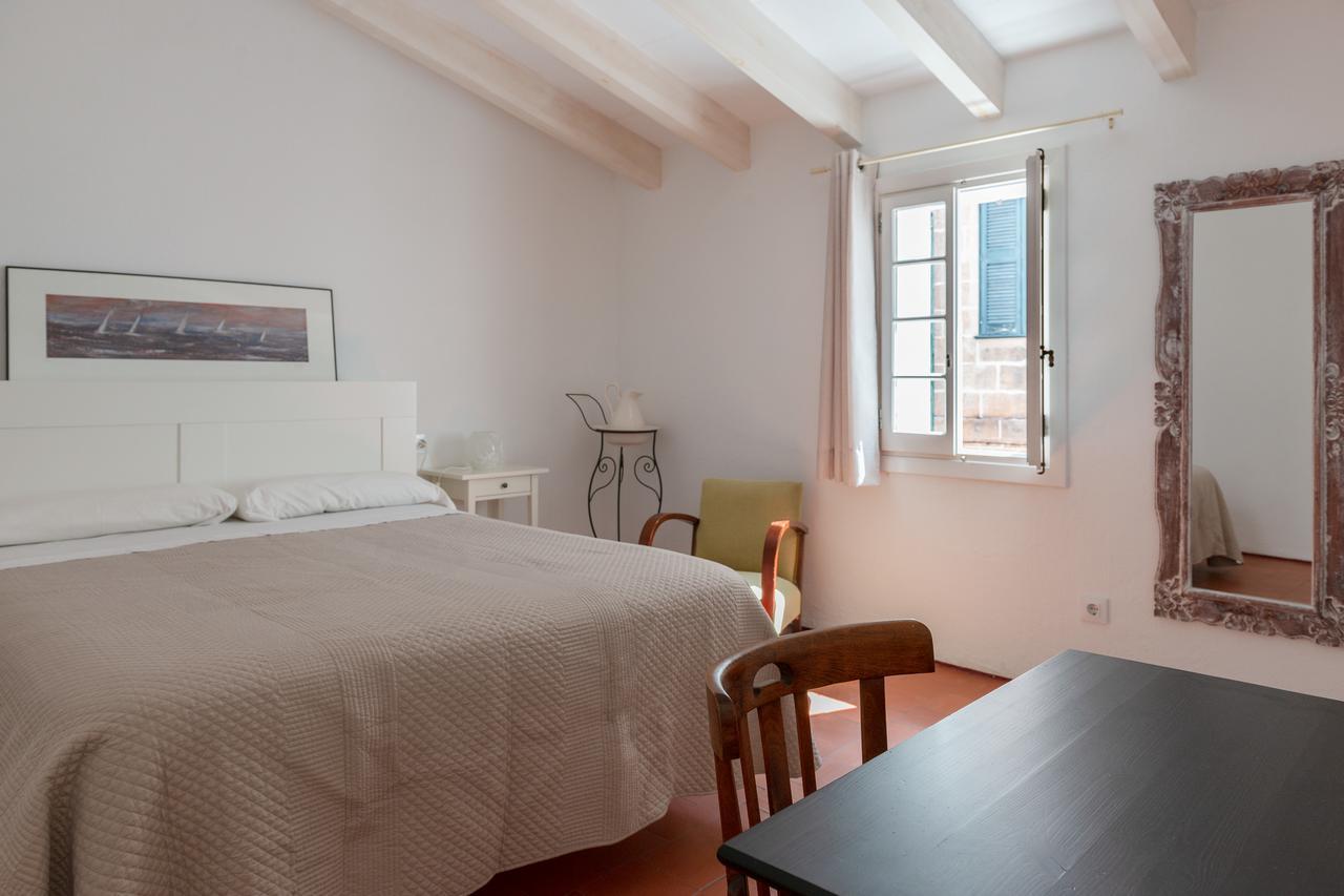 Cal Bisbe Villa Ciutadella  Ngoại thất bức ảnh